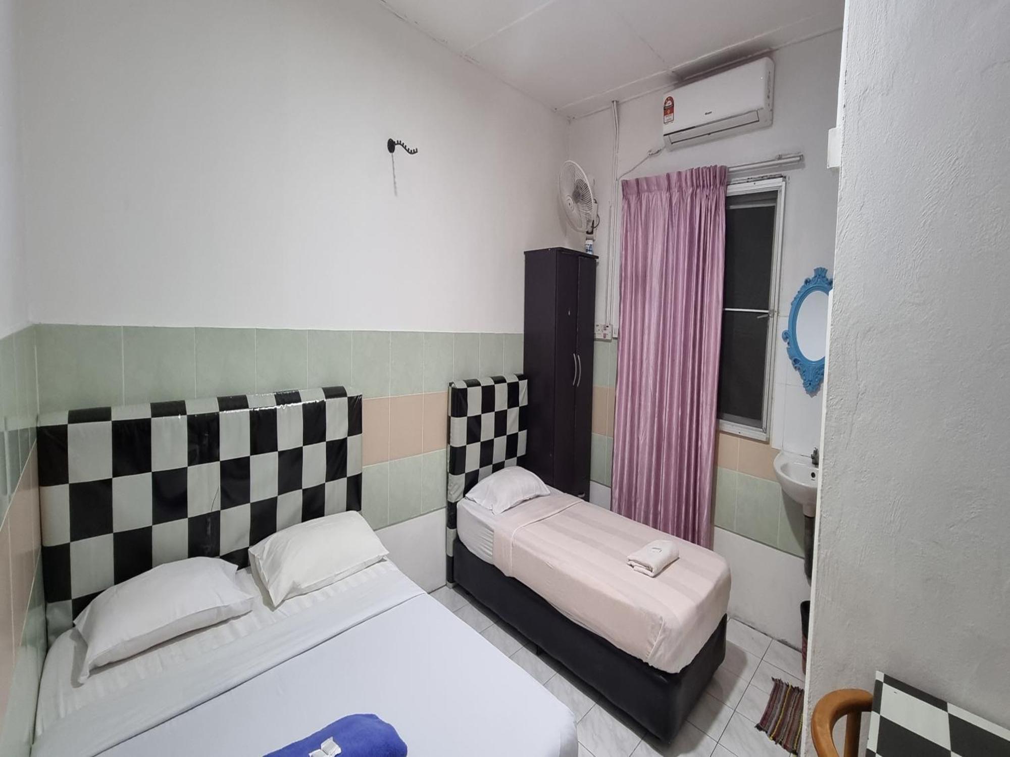 Oyo 90972 Jj Homestay ミリ エクステリア 写真
