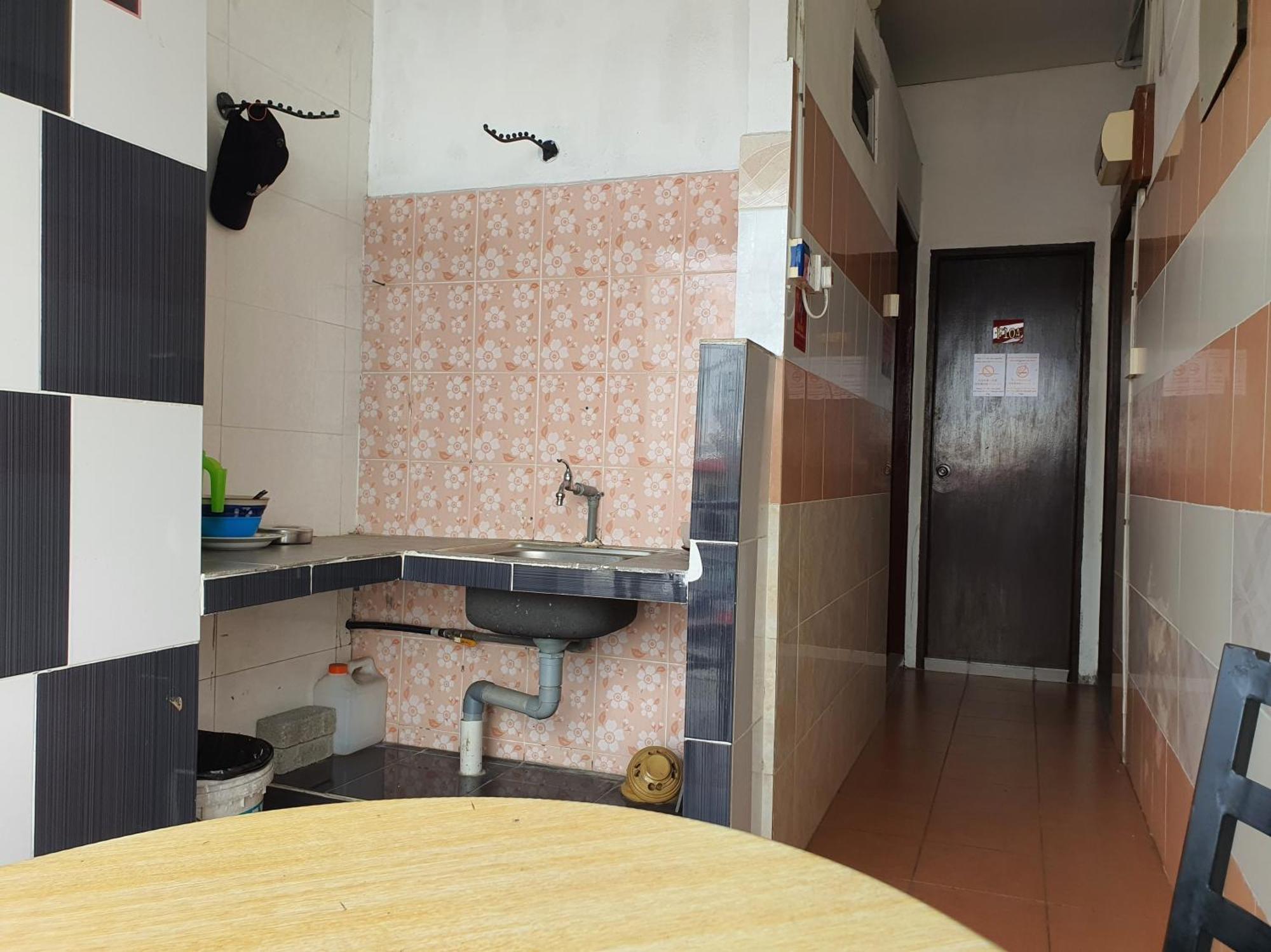Oyo 90972 Jj Homestay ミリ エクステリア 写真