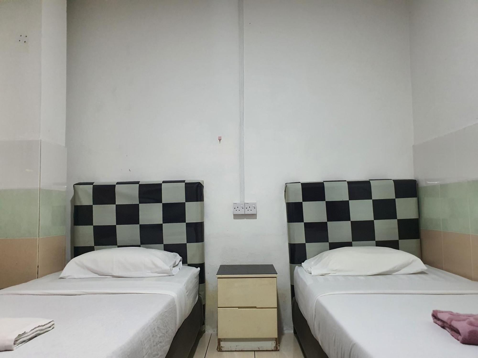Oyo 90972 Jj Homestay ミリ エクステリア 写真