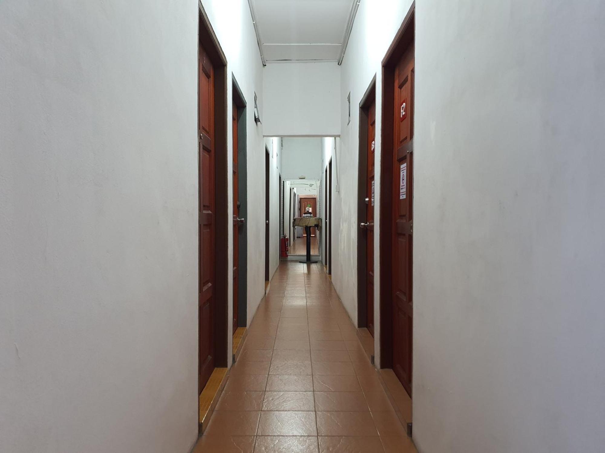Oyo 90972 Jj Homestay ミリ エクステリア 写真
