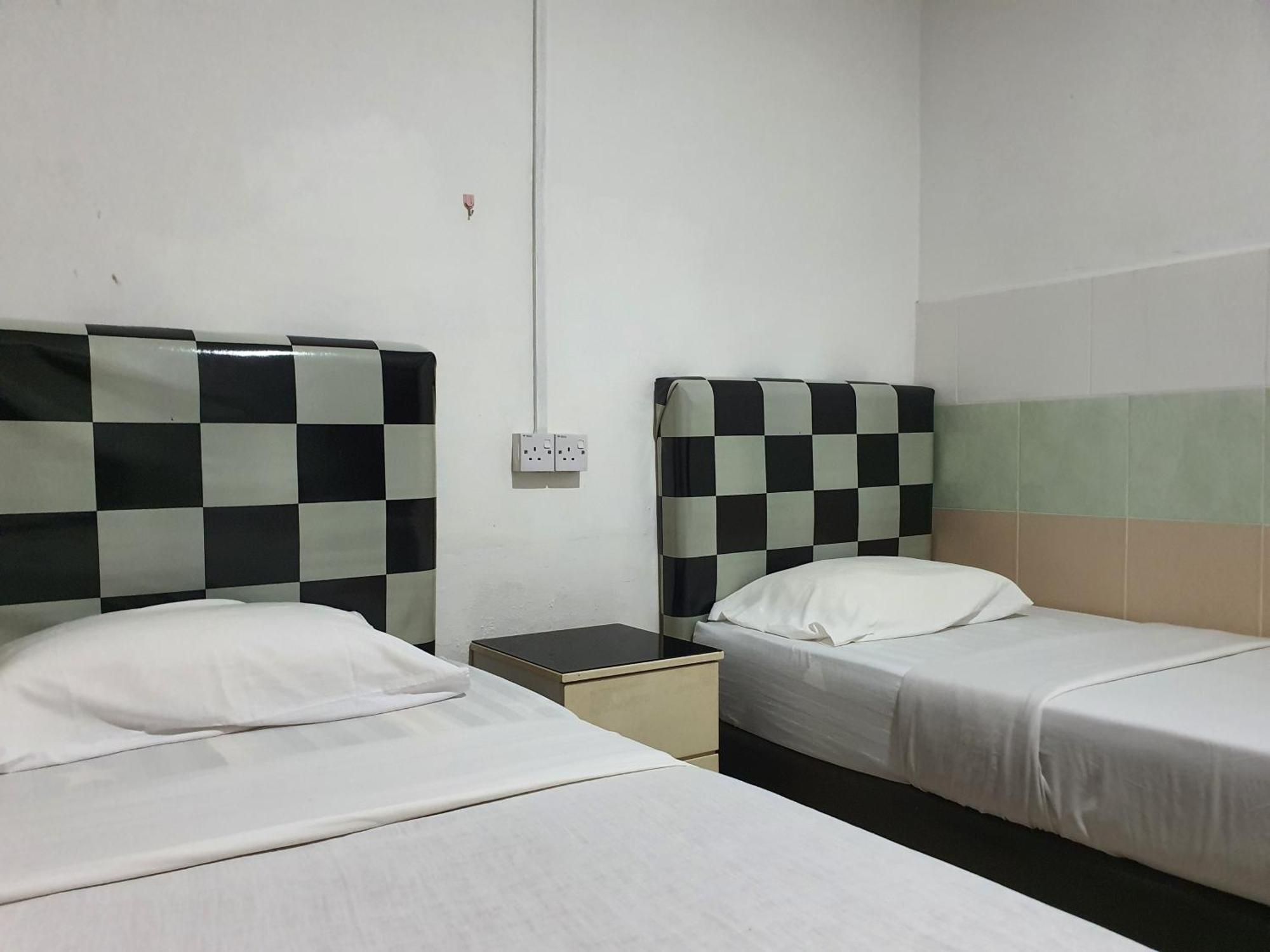 Oyo 90972 Jj Homestay ミリ エクステリア 写真