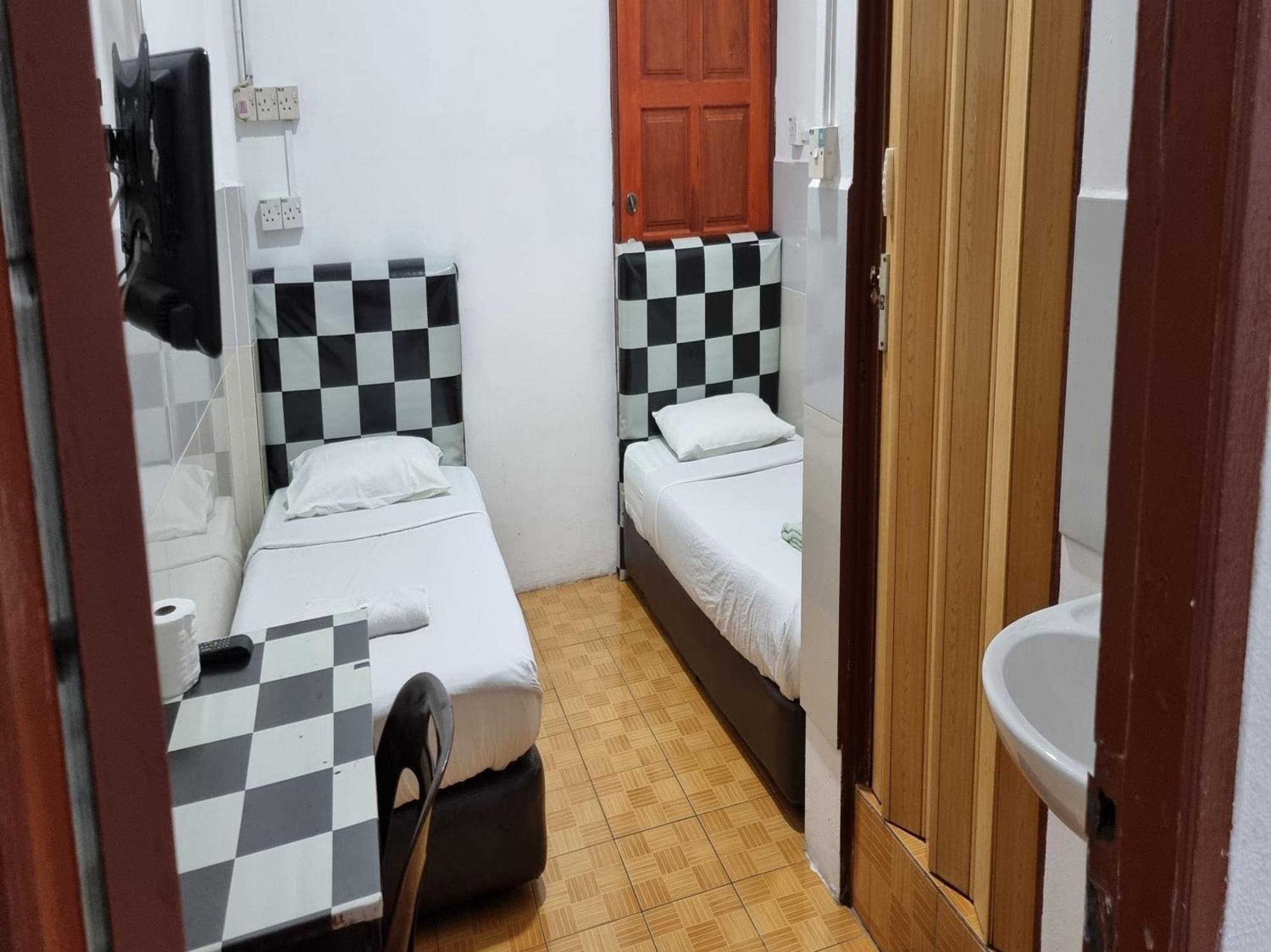 Oyo 90972 Jj Homestay ミリ エクステリア 写真