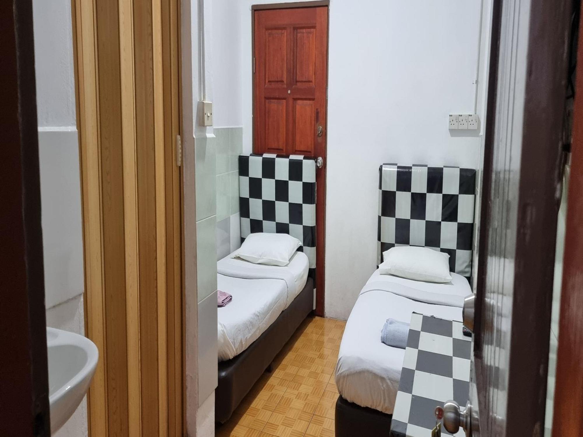 Oyo 90972 Jj Homestay ミリ エクステリア 写真